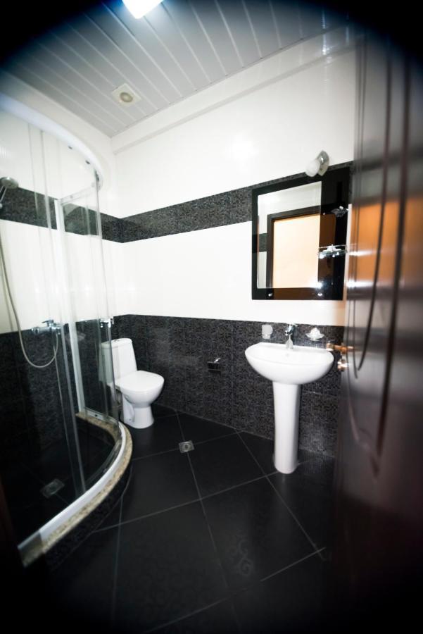 Apartment Chavchavadze Batumi Exterior photo